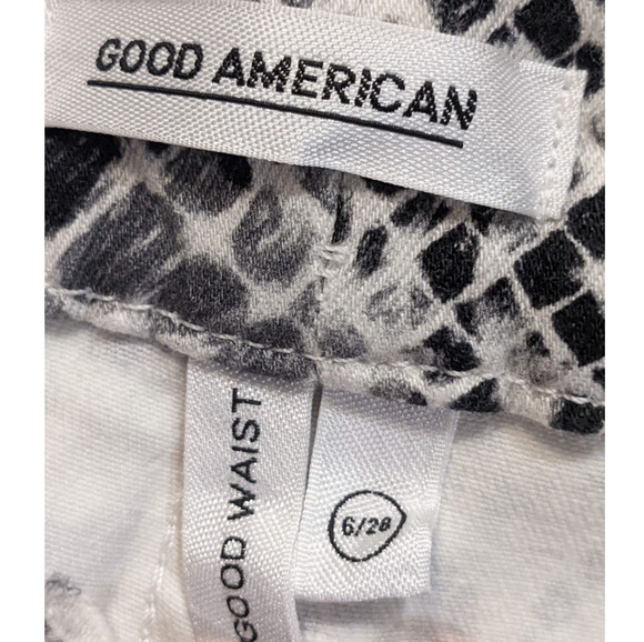 Good American Skinny Jeans - Picture 8 of 12